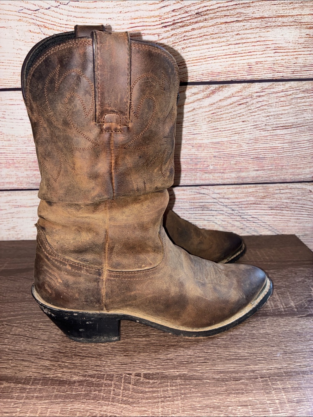 Pre Owned DURANGO WOMEN'S 7.5 DISTRESSED TAN SLOUCH WESTERN BOOT